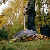 Грабли веерные Fiskars Ergonomic 1076976