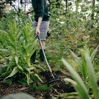 Мотыга Fiskars Ergonomic 1076979