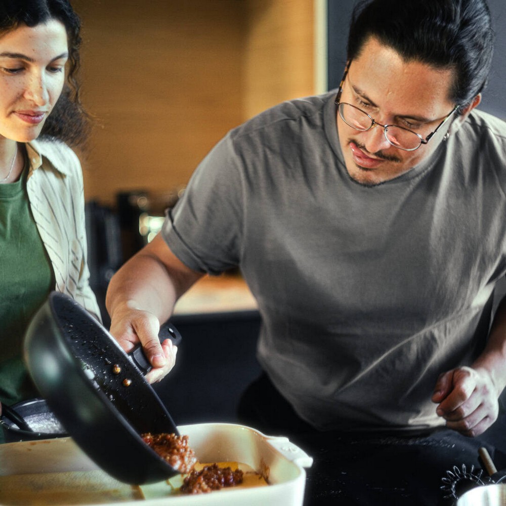 Сотейник с крышкой Fiskars Hard Face 28 см 1075529