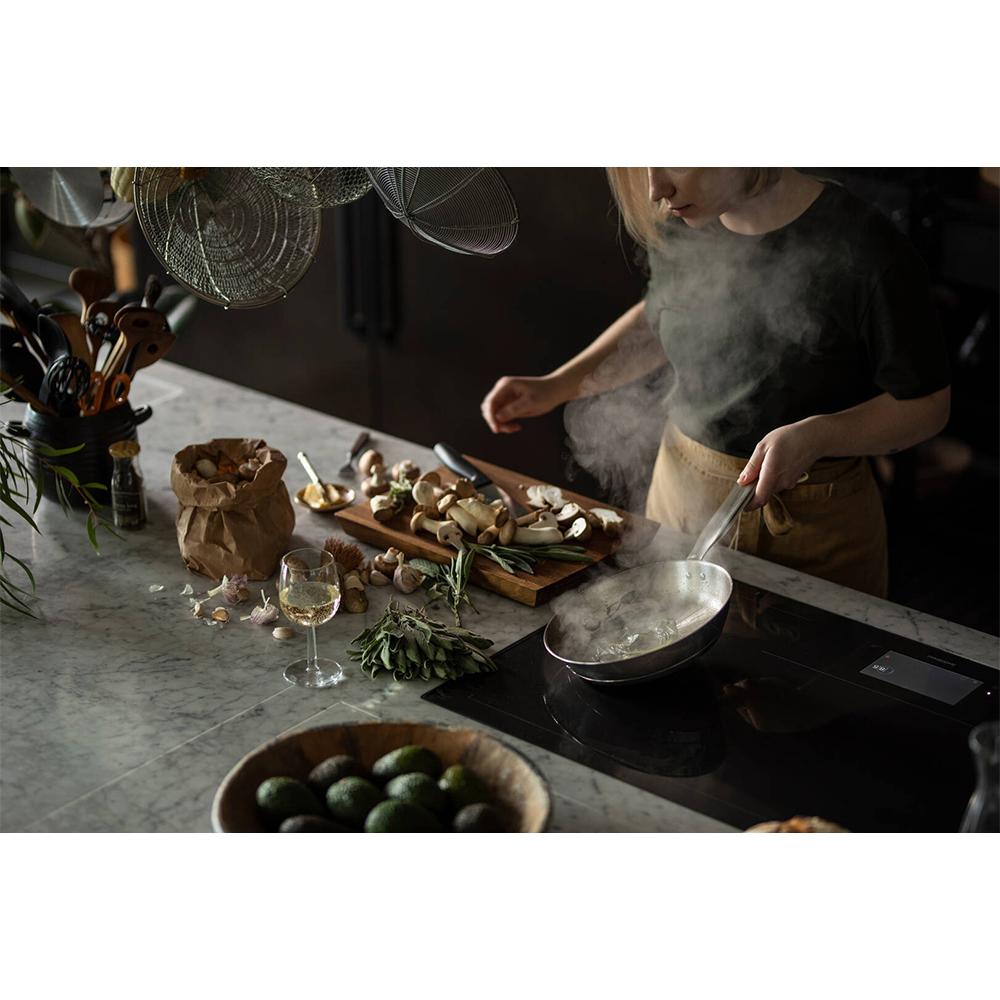 Сковорода без крышки Fiskars All Steel Pure 24 см 1065627