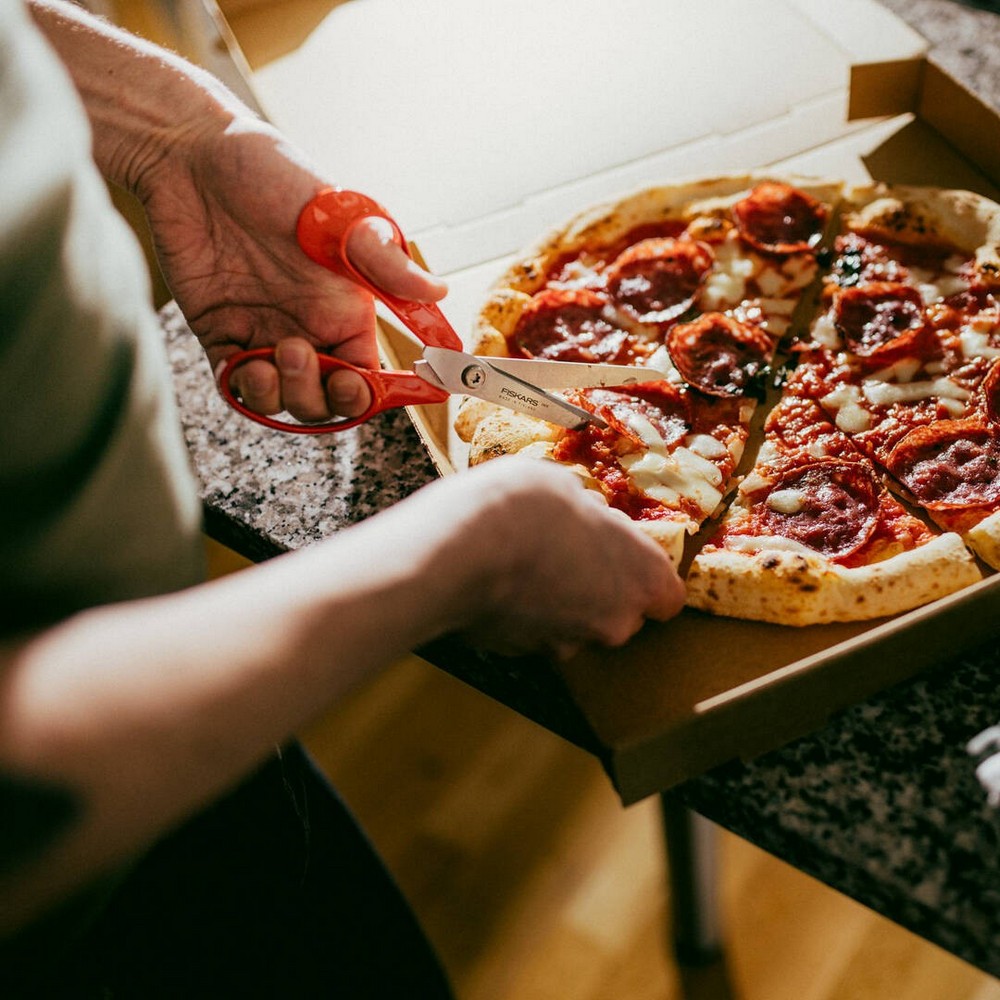 Ножницы универсальные для левши Fiskars 21 см 1075037