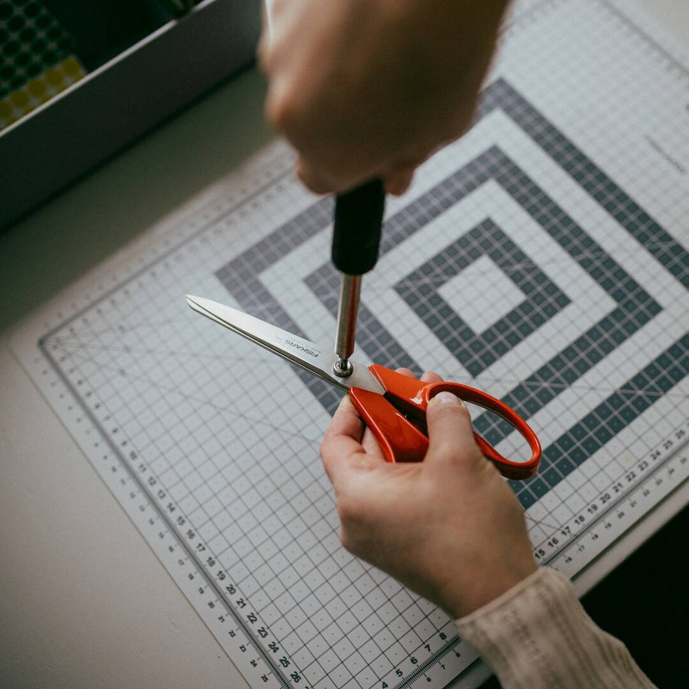 Ножницы универсальные для левши Fiskars 21 см 1075037